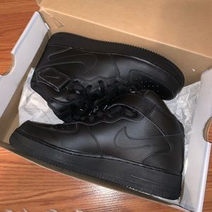 Nike Air Force 1 Mid ‘07